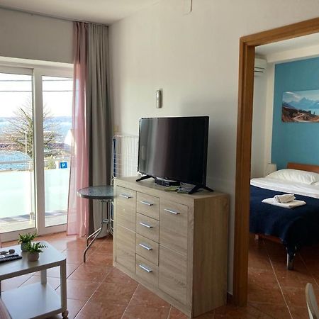 Apartments Ivancic Novi Vinodolski Eksteriør bilde