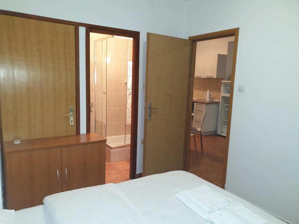 Apartments Ivancic Novi Vinodolski Eksteriør bilde